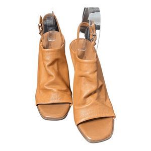 NWOB ALDO CASAMEADA BLOCK HEEL SZ 8.5 (39)